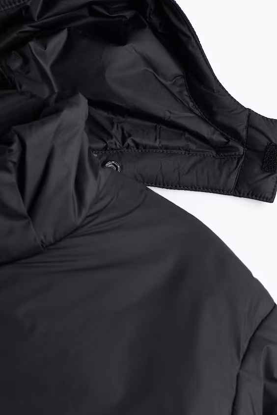 Пуховая спортивная куртка