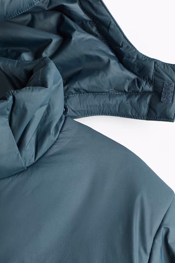 Пуховая спортивная куртка