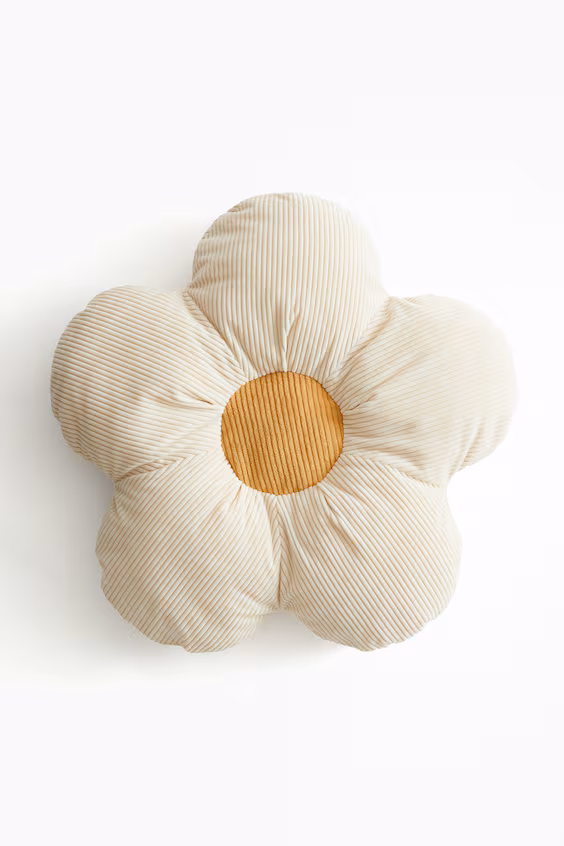 Подушка в форме цветка