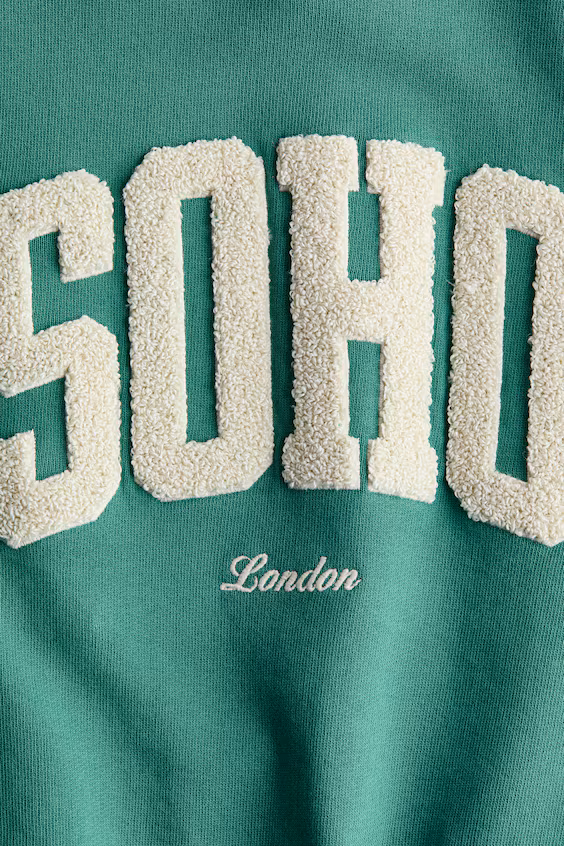 Толстовка с принтом и круглым вырезом