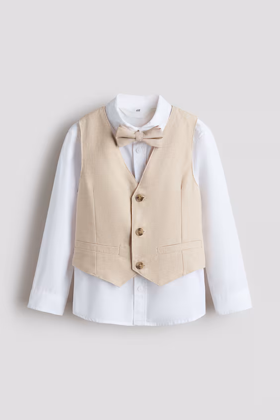 Элегантный костюм из 3-х предметов