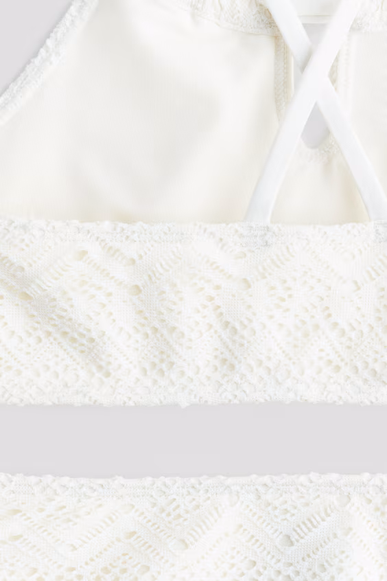 Бикини с эффектом крючка