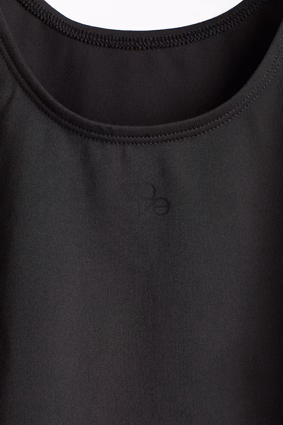 Спортивный майо с технологией drymove™