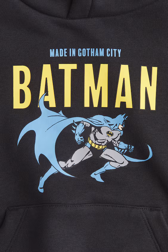 Толстовка с капюшоном в принт