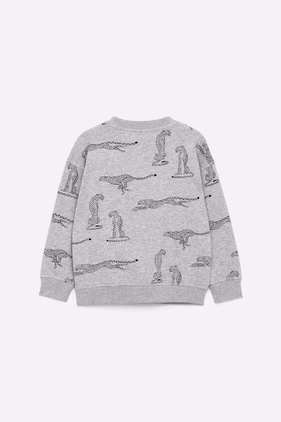 Легкий свитер