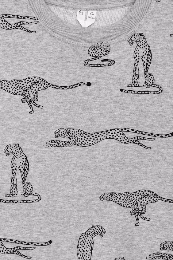 Легкий свитер