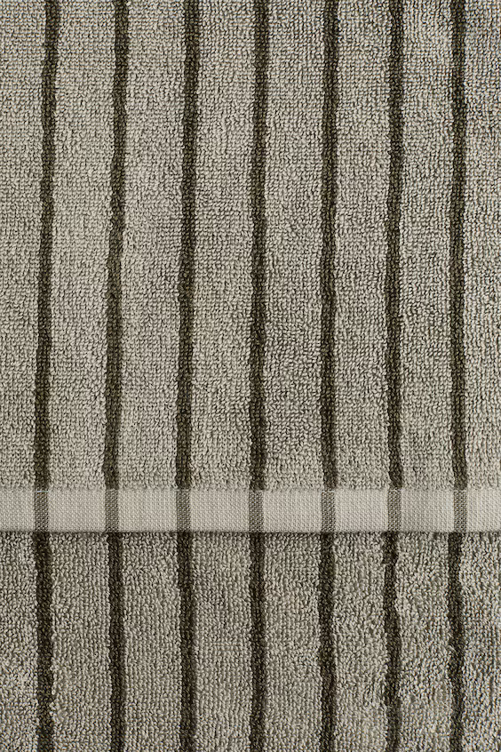 Полотенце для гостей в полоску