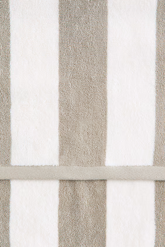 Рушник в полоску для рук