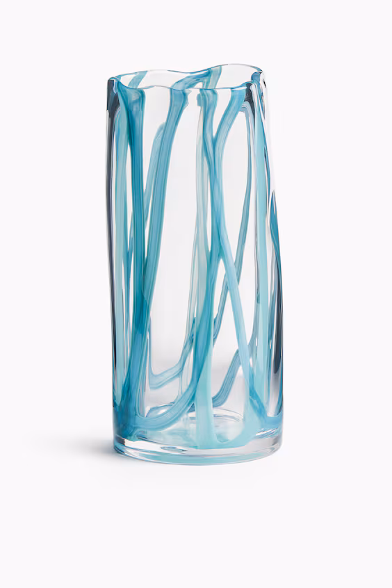 Большая стеклянная кувшин