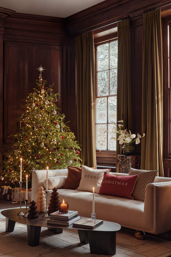 Металлический подсвечник