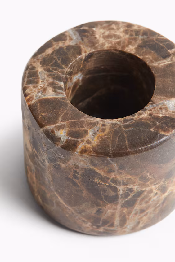 Мраморный небольшой подсвечник