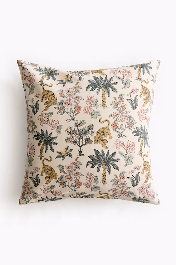 Подушка с принтом