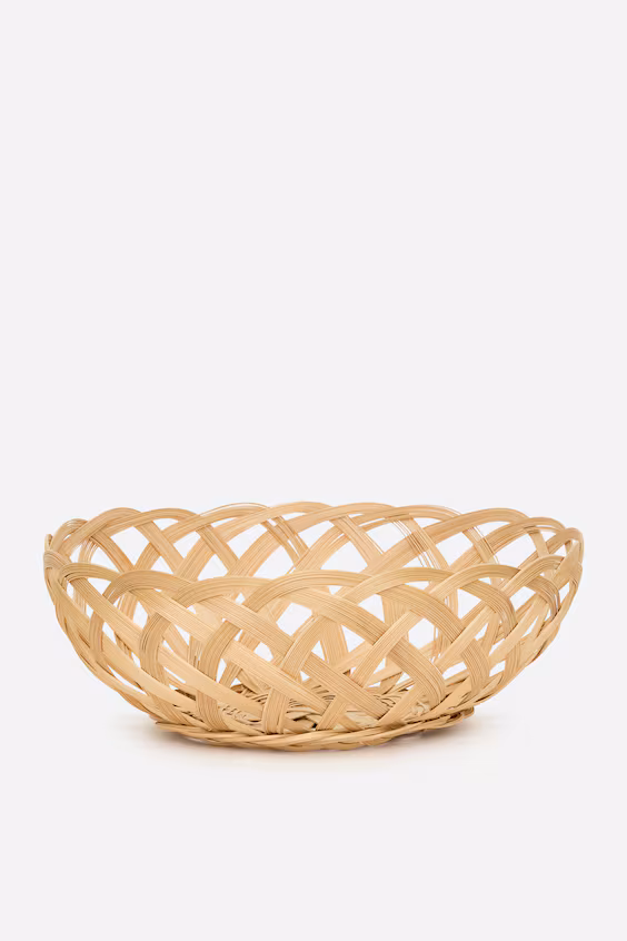 Корзина из бамбука