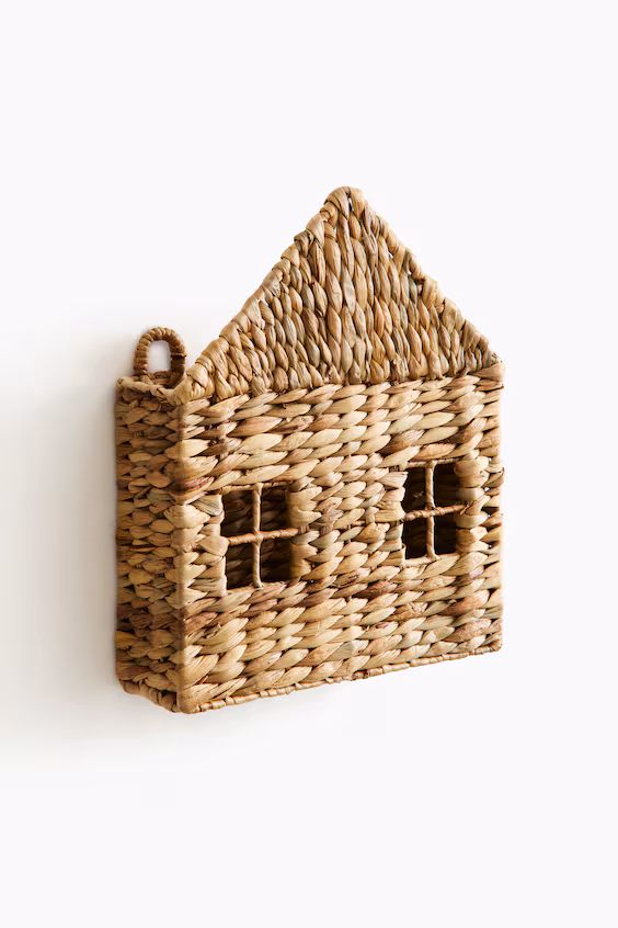 Подставка для книг на стену в виде дома