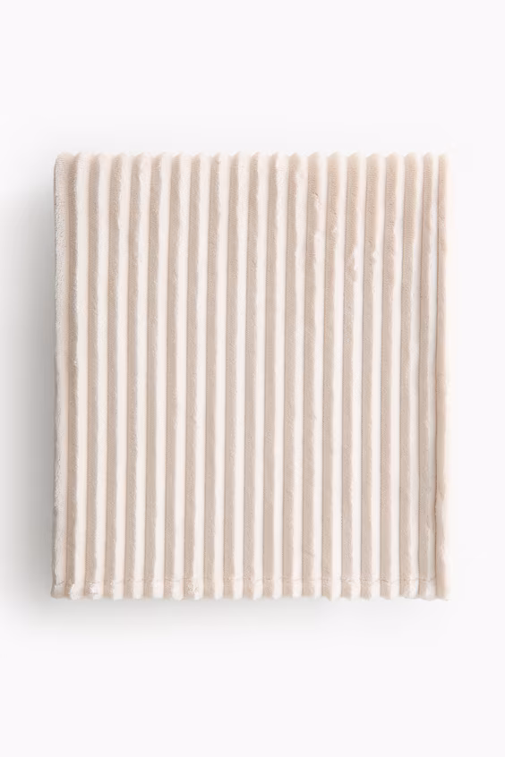 Плед в полоску с фактурой