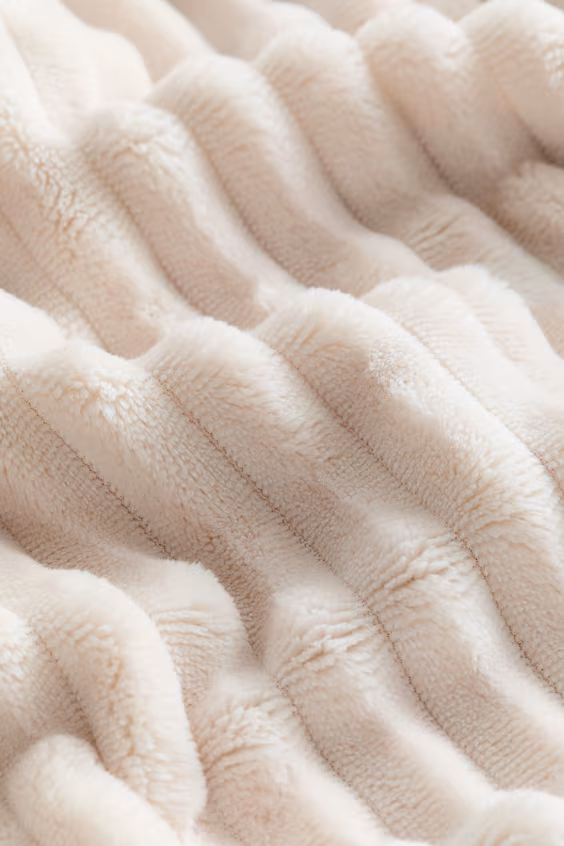 Плед в полоску с фактурой