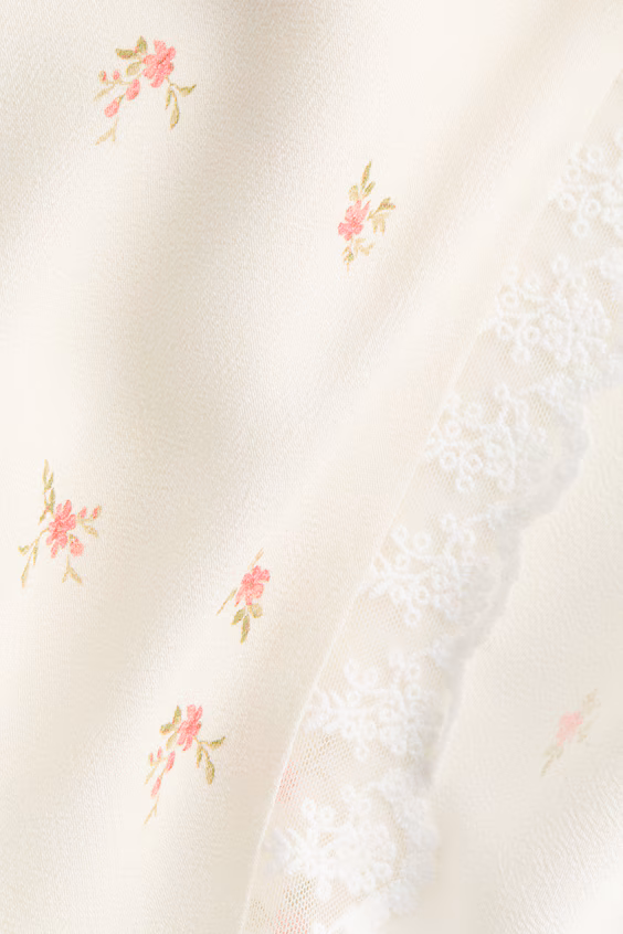 Юбка из вискозы с кружевом