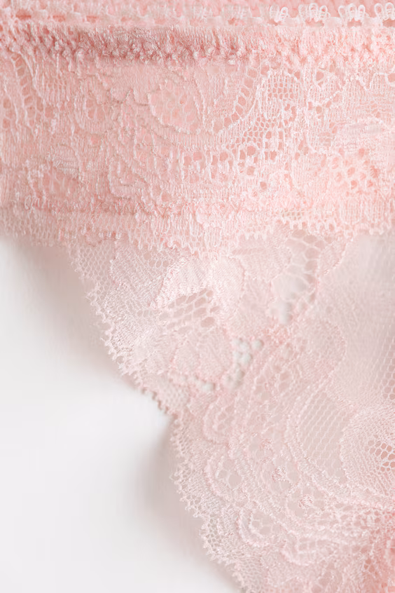 Набор из 2 трусиков-стринг thong с кружевными деталями h&m