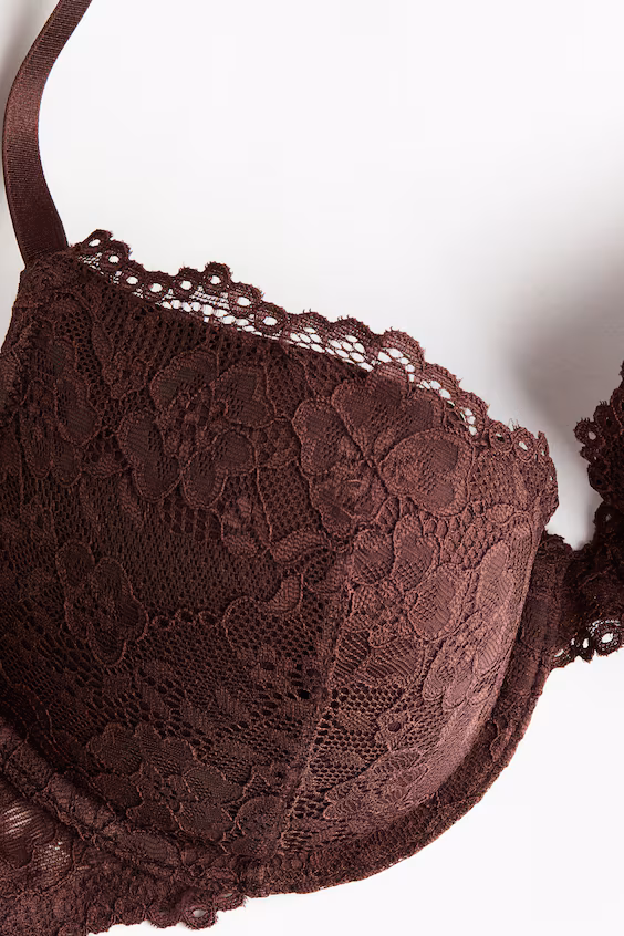 Пуш-ап бюстгальтер из кружева