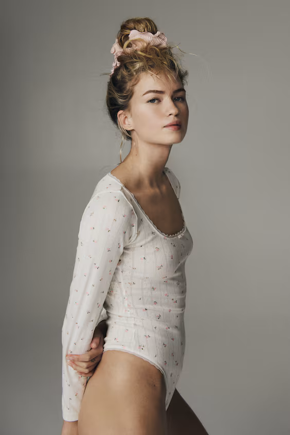 Боди thong из пуанты