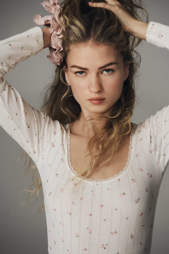 Боди thong из пуанты