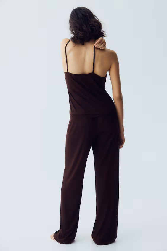 Пижама в рубчике с кружевными оборками