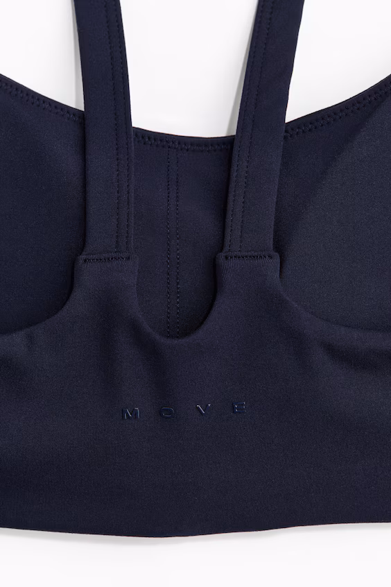 Спортивный бюстгальтер средней поддержки с технологией softmove™