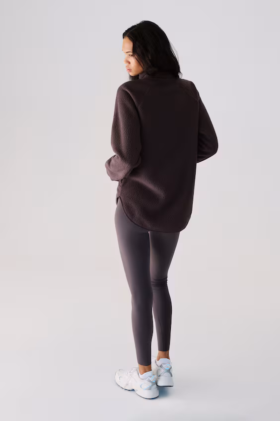 Спортивная куртка из мягкого плюша