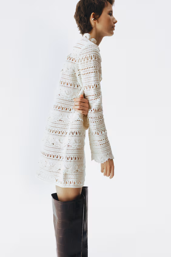 Мини-платье с крючком