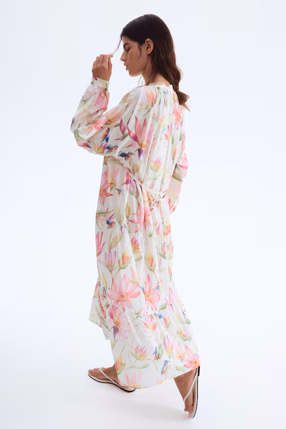 Длинное платье с оборками