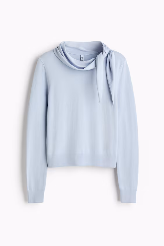 Свитер с воротником-хомутом