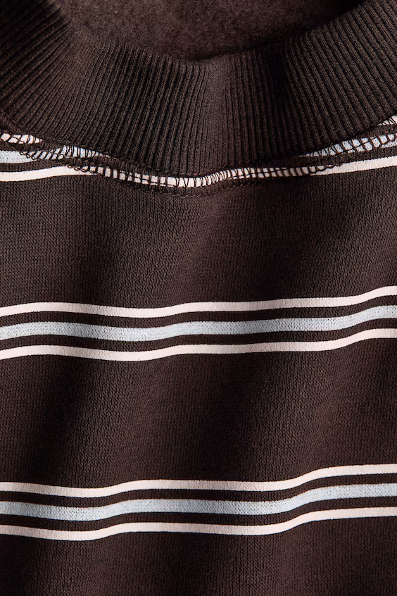 Оверсайз свитер