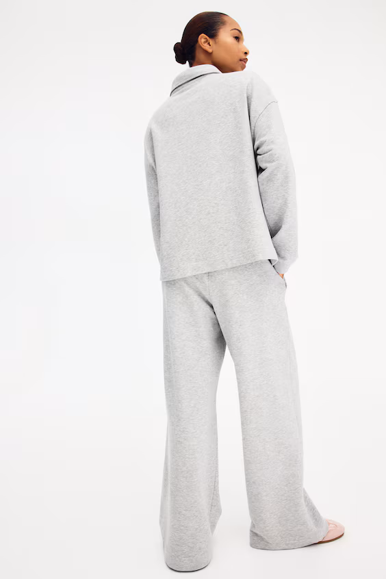 Свитшот с воротником