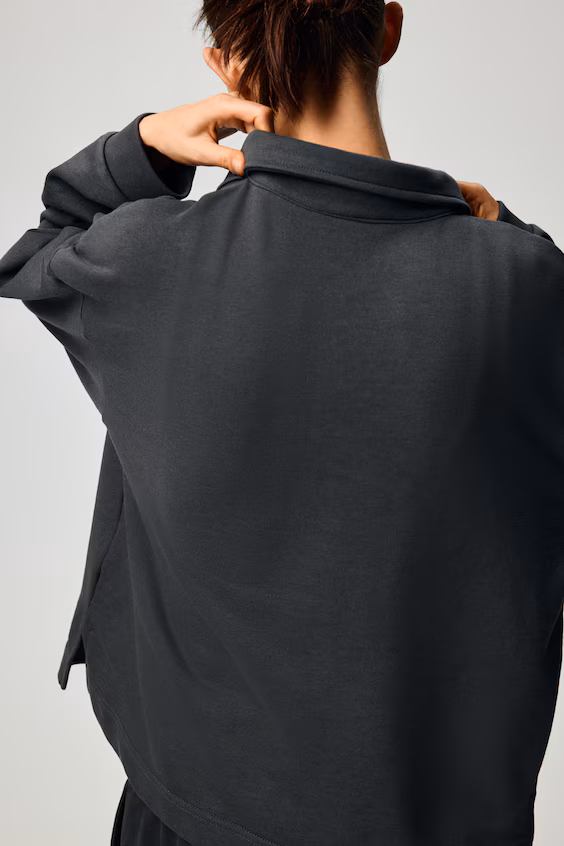 Свитшот с воротником