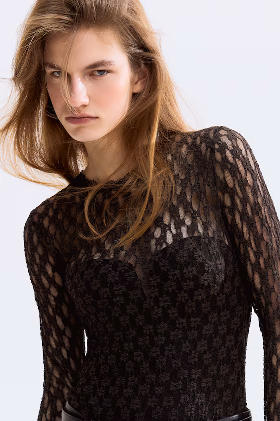 Трусы-стринги с эффектом кружева