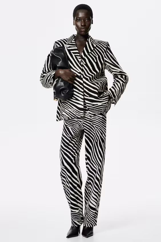 Пиджак с простой застежкой из саржи