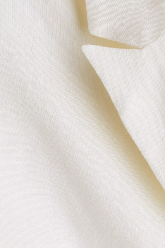 Короткий льняной пиджак