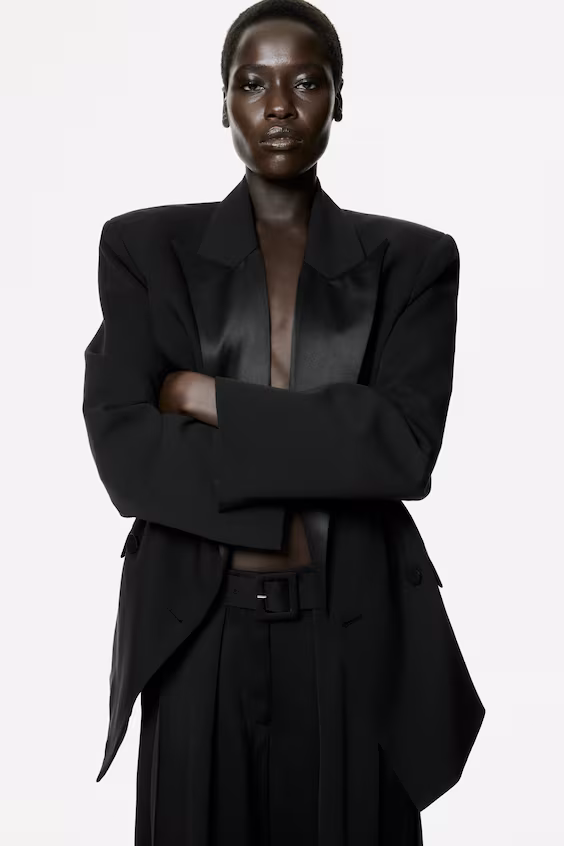 Брюки с поясом на завязке и складками