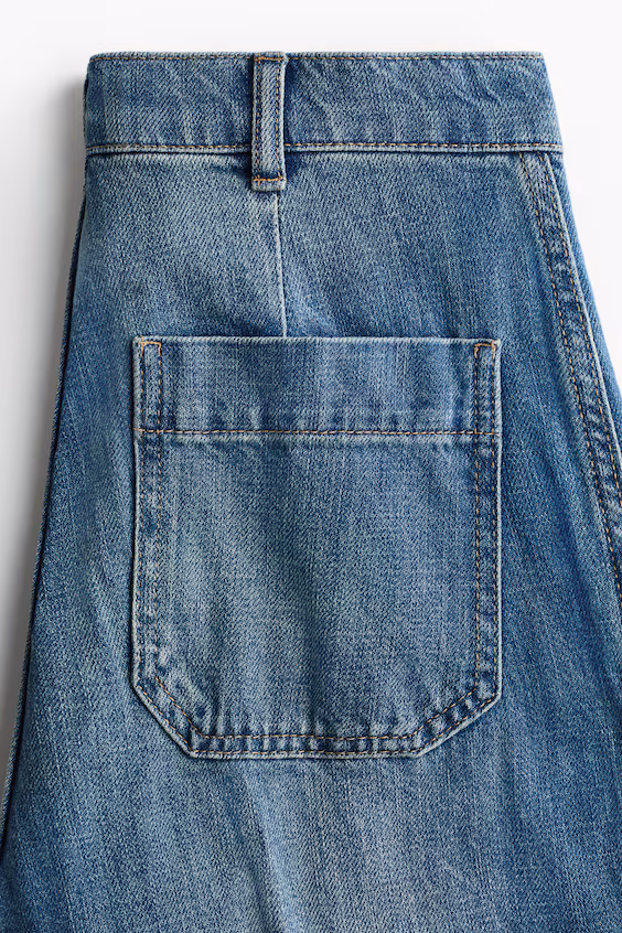 Джинсы прямого кроя с высокой посадкой