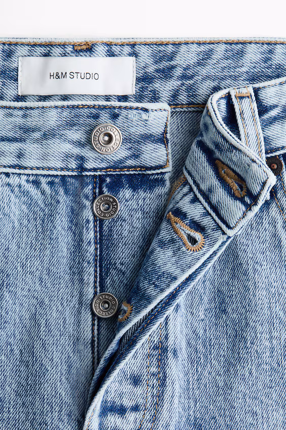 Джинсы с прямыми штанинами