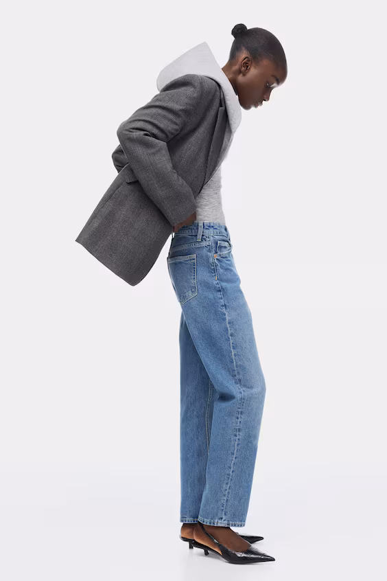 Джинсы mom с узкими бедрами и высокой посадкой