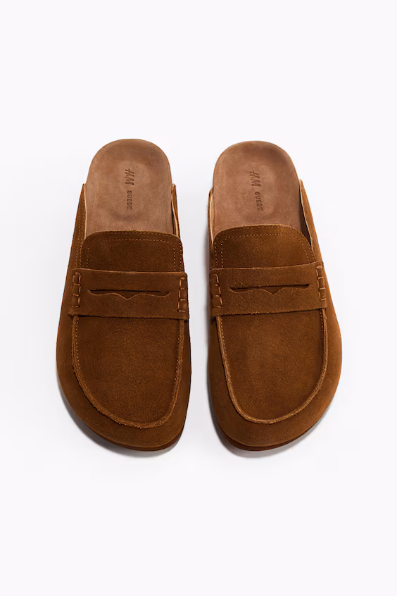 Туфли-лоферы без каблука из кожи