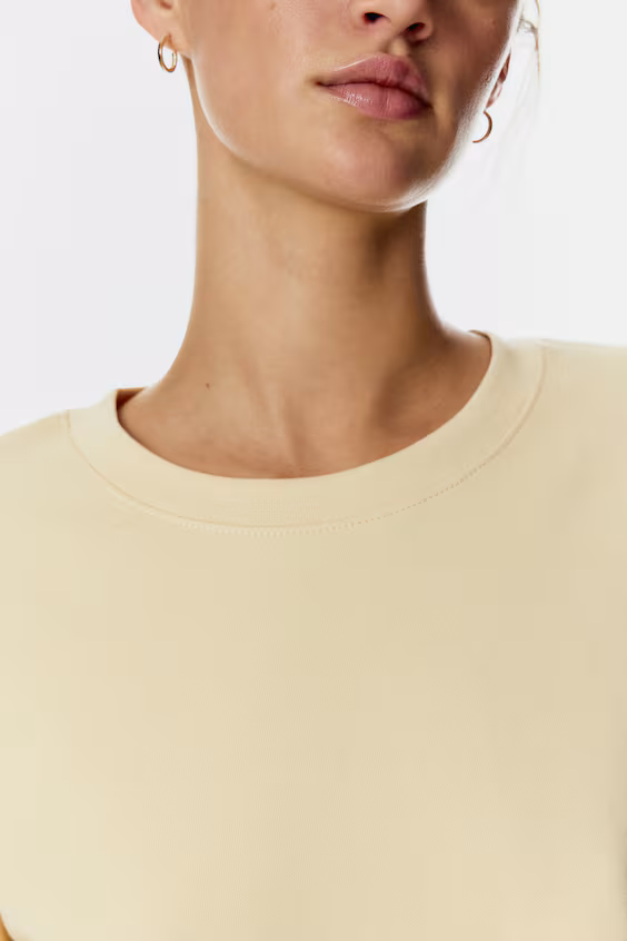 Короткий свитер из интерлока