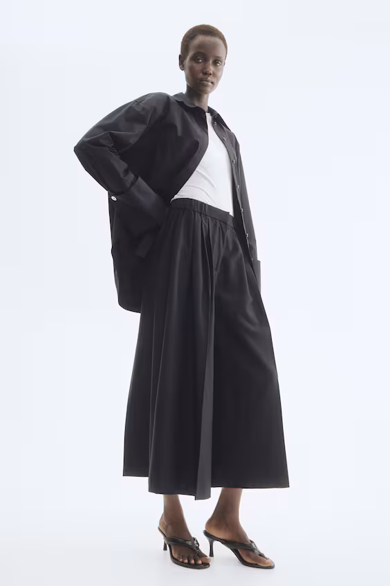 Широкие брюки с поясом на завязках