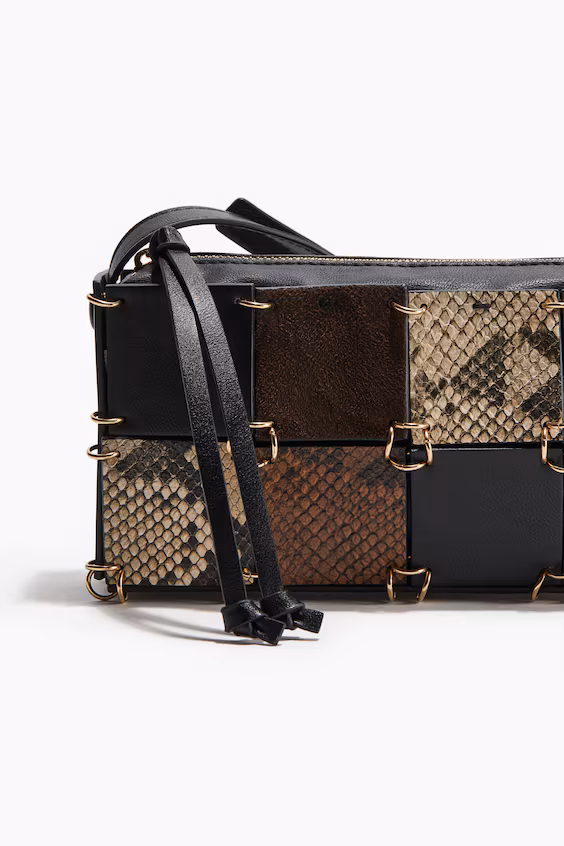 Сумка через плечо с переплетающимися квадратами