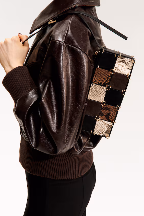 Сумка через плечо с переплетающимися квадратами