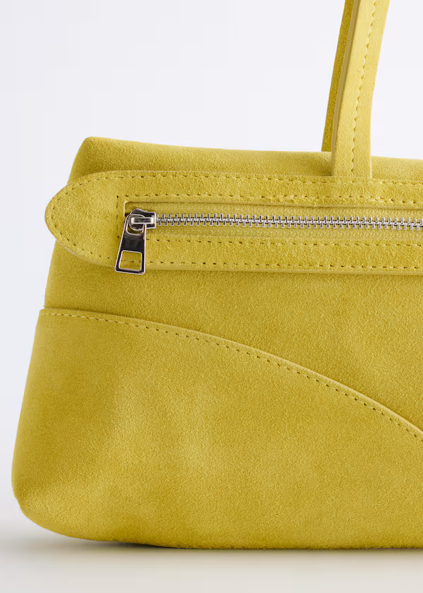 Тонкий плечевой кошелек из кожи