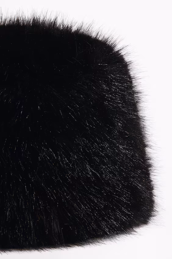 Меховая шапка