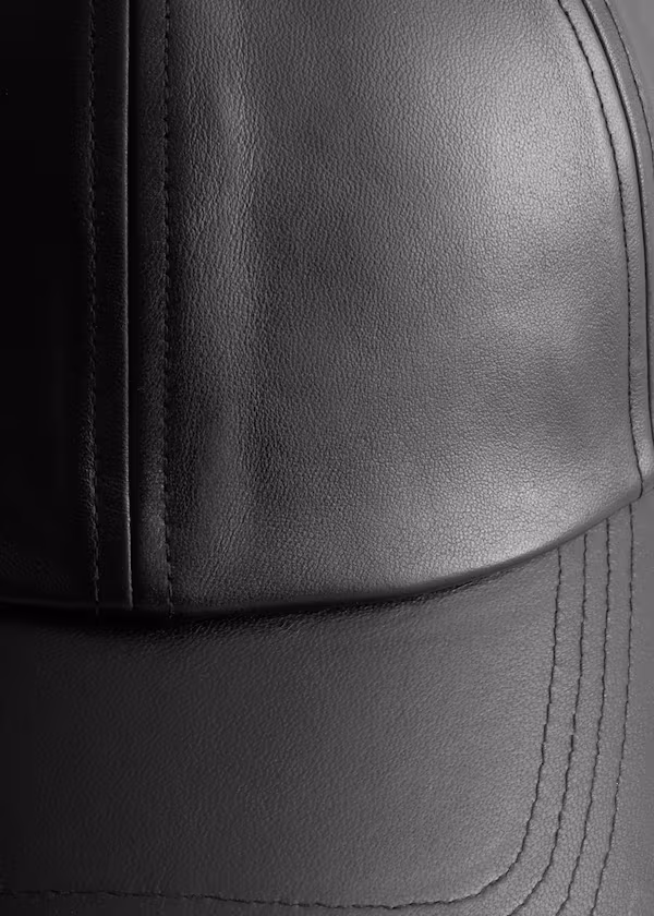 Кожаная бейсболка