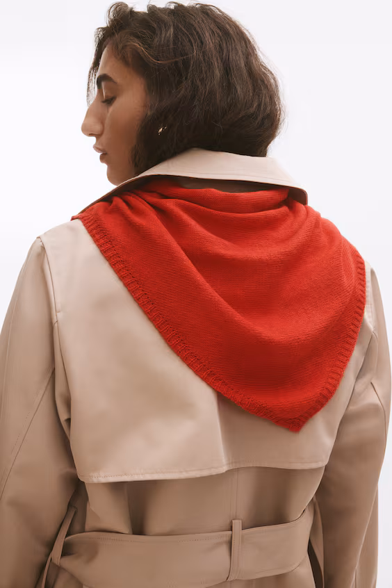 Шарф из тонкого трикотажа